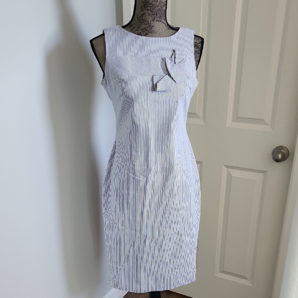 Calvin Klein Elegant White Striped Dress